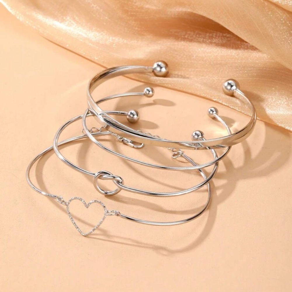 Elegant Silver gray  Heart Bracelet Set - Picture 7 of 7